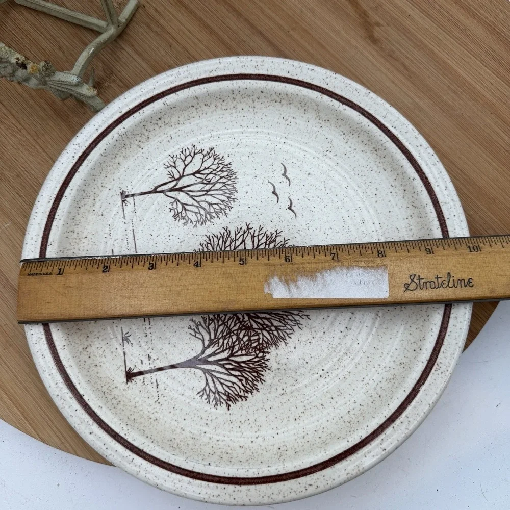 Vintage Churchill Tree's Homespun Stonecast Dinner Plate 10'' - Picture 3 of 3